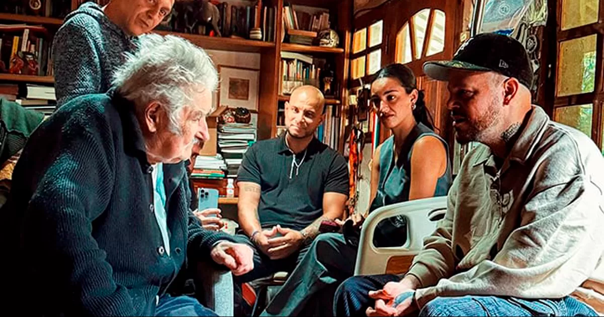 El rapero Residente visitó al ex presidente José Mujica en Uruguay