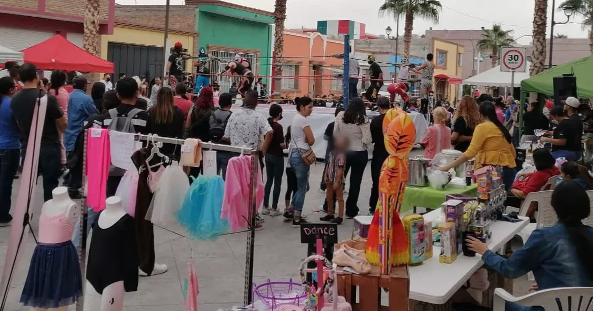 Sofía Carriedo García, directora del Instituto, destacó que el objetivo de este programa es impulsar a los emprendedores que están comenzando, ofreciéndoles espacios de venta gratuitos para ayudarlos a establecerse y evitar los costos de alquiler de locales.