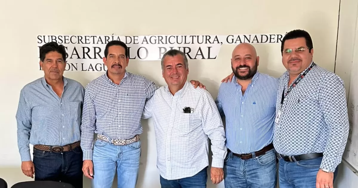 López Morales manifestó, que están en pláticas para revisar la rehabilitación de canales, a través de un convenio que se firma por parte del Gobierno del Estado de Durango y la Federación en el llamado Programa Hidroagrícola. Respecto a dicho programa explicó que es para proyectos de rehabilitación de canales de riego a través de los módulos y para apoyar de igual manera a las unidades de riego, que son las zonas donde tienen perforaciones de pozos.