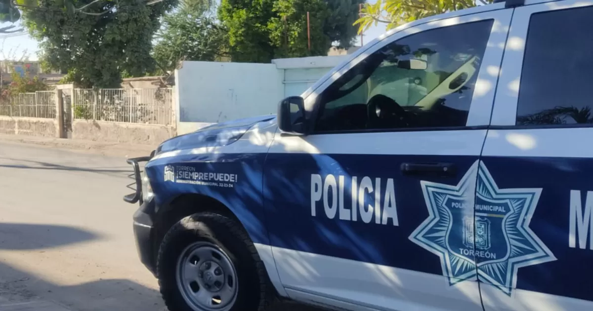 Alumna de 12 años cae desde lo alto de su escuela en Torreón