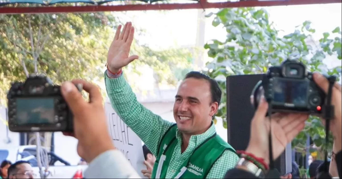 En su mensaje, destacó que como parte de su primer año de gobierno se han logrado cumplir metas para apoyar a los ciudadanos en sus necesidades básicas.