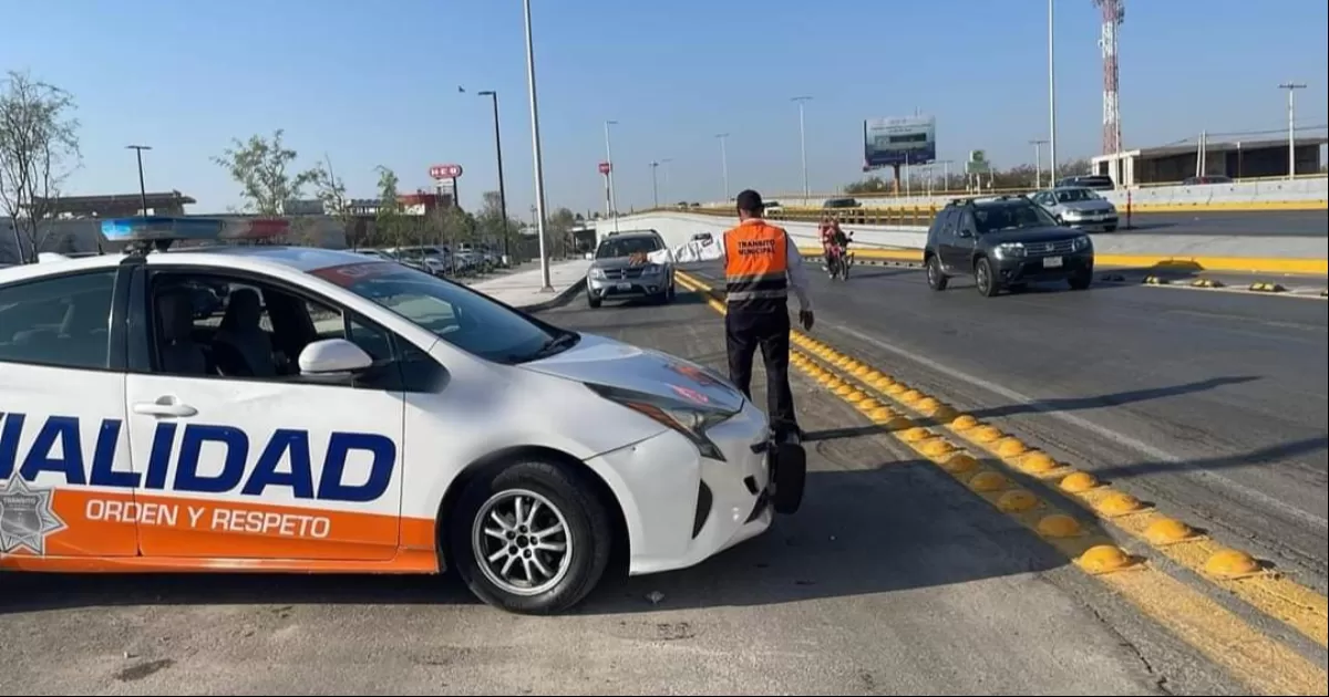 Luis Alberto Morales Cortés, director de Vialidad y Movilidad Urbana, dio a conocer que para el operativo de hoy se determinó el incremento a 30 elementos, más de los que se tenían considerados, entre pedestres, patrulleros y motociclistas.