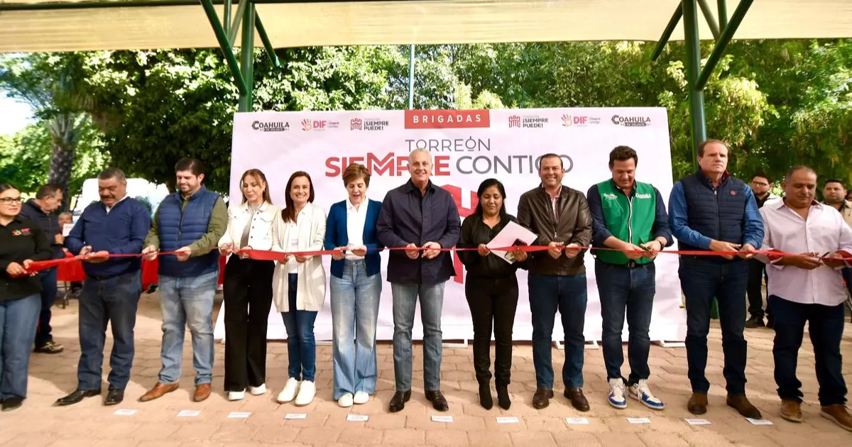 En su mensaje, el edil manifestó su agradecimiento a los vecinos por el respaldo a su Administración y reiteró su compromiso por continuar trabajando y atendiendo a las demandas de cada sector de Torreón.