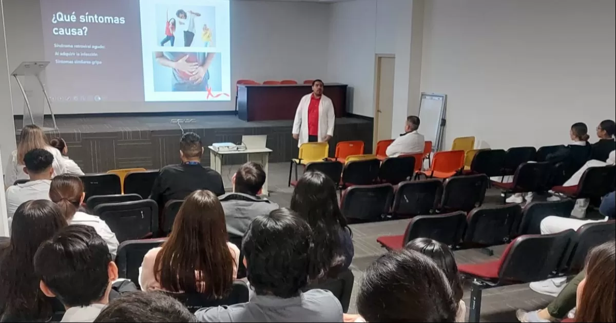 Realizan charla en la Laguna sobre los riesgos del VIH