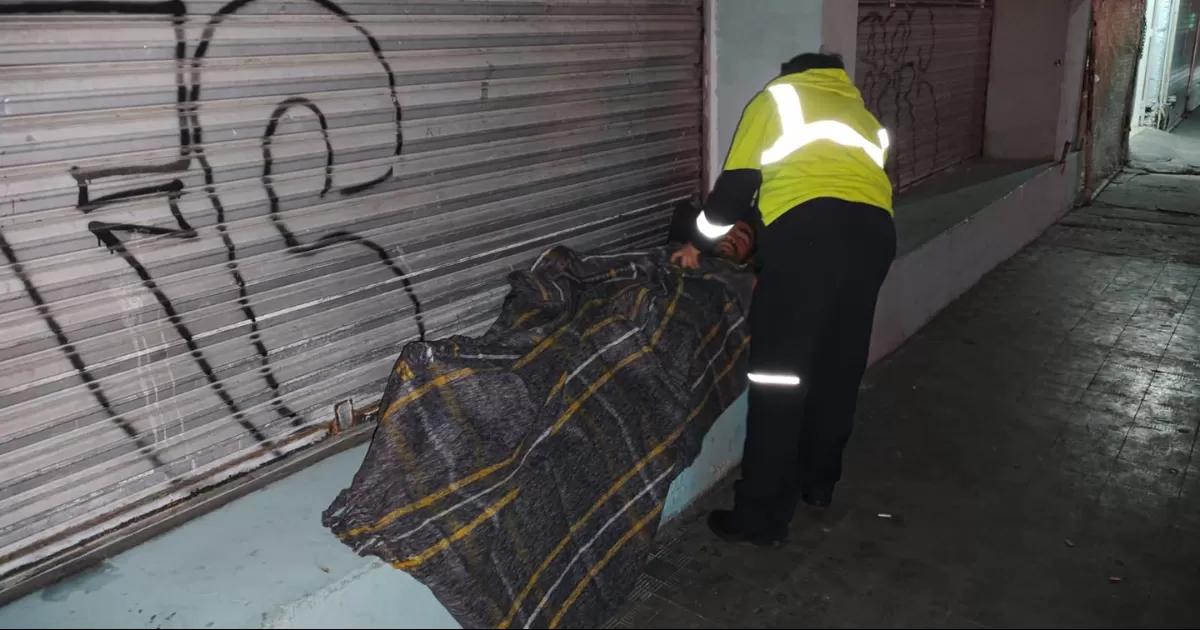 Como parte de las acciones, el dÃ­a de ayer por la noche recibieron a dos personas en el refugio temporal de la dependencia.