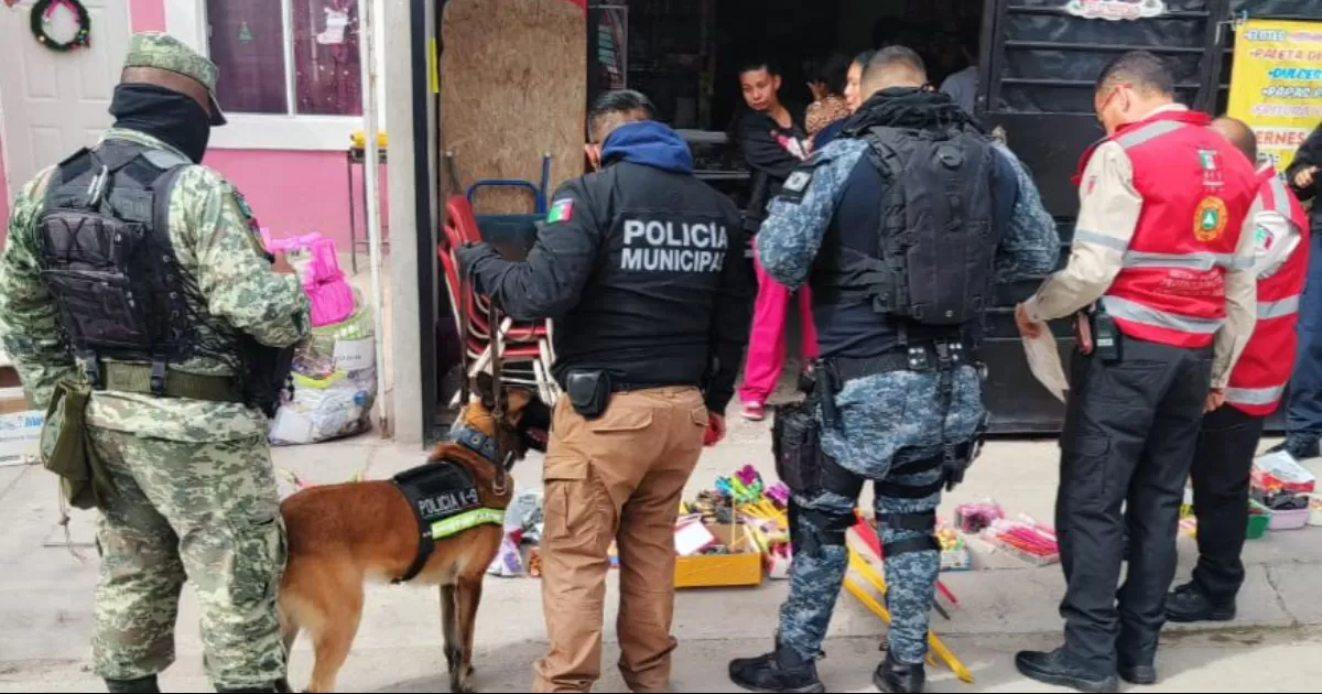 Unidad Canina de la Policía de Torreón asegura 36 kilos de pirotecnia