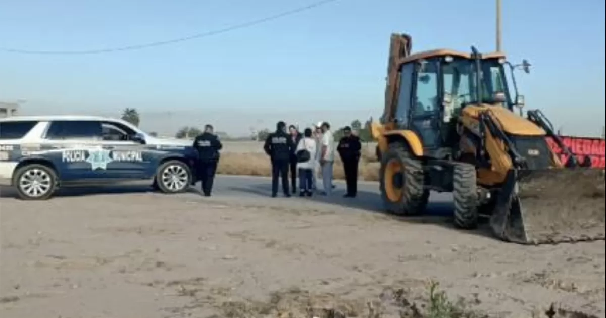 Amenaza Román Cepeda a vecinos reprime su policía municipal en Torreón