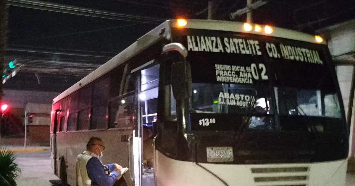 Explican servicio de transporte público en Torreón para días festivos