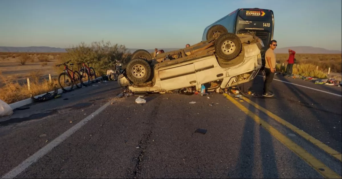 Paisanos lesionados tras volcadura de camioneta; son de Houston, Texas y viajaban a Vicente Guerrero, Durango