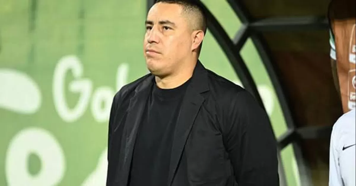 Efraín Juárez rompe el silencio y oficializa su salida de Atlético Nacional