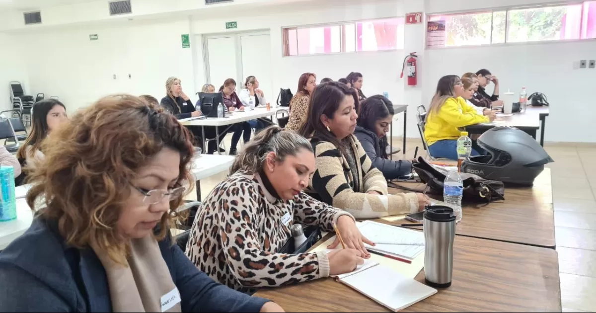 Inicia primer taller de microblading en el DIF Torreón
