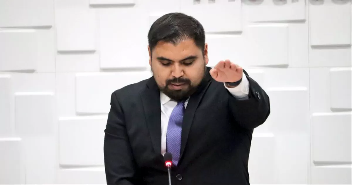 Tras la respectiva toma de protesta, el Consejero Presidente Provisional del IEC agradeció la confianza depositada en su persona para ejercer este cargo.