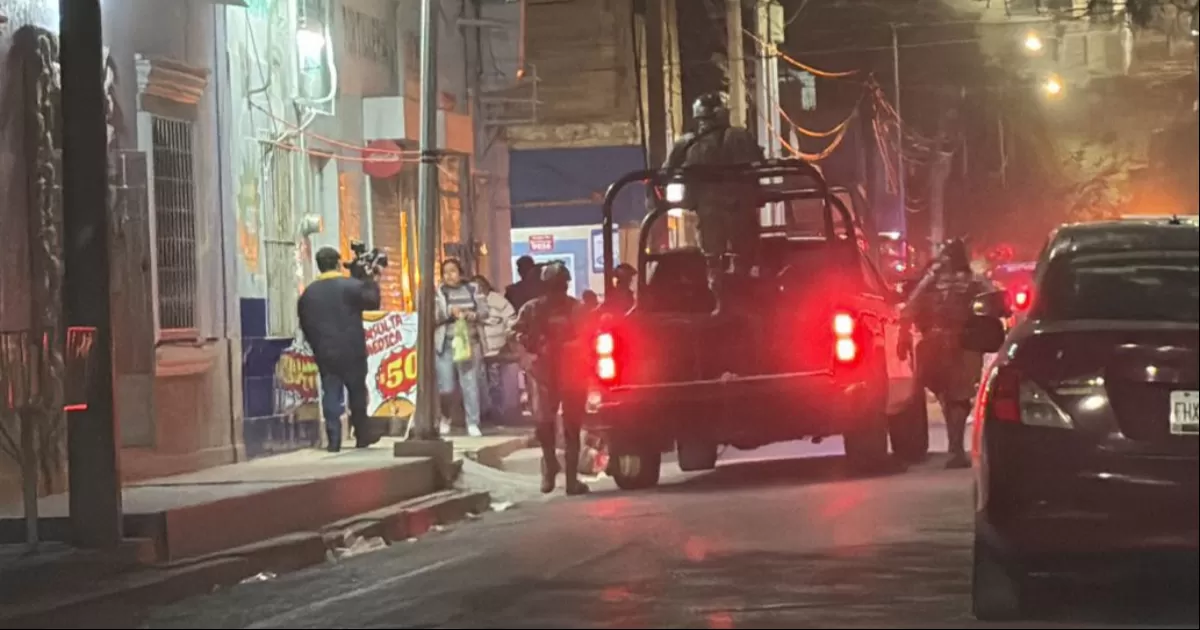 Agreden a balazos a dos elementos de la Agencia de Investigación Criminal en Torreón