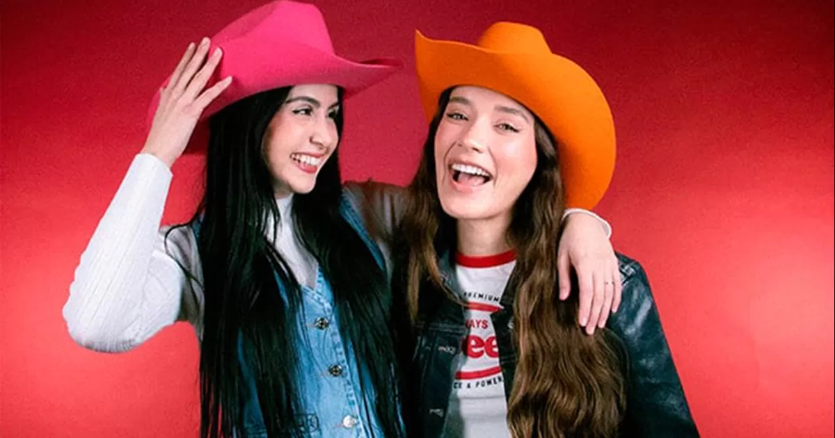 Las Alucines, el proyecto que ha conquistado a miles de oyentes, naciÃ³ hace ocho meses con Lupita Villalobos y Kassandra Quezada como protagonistas.