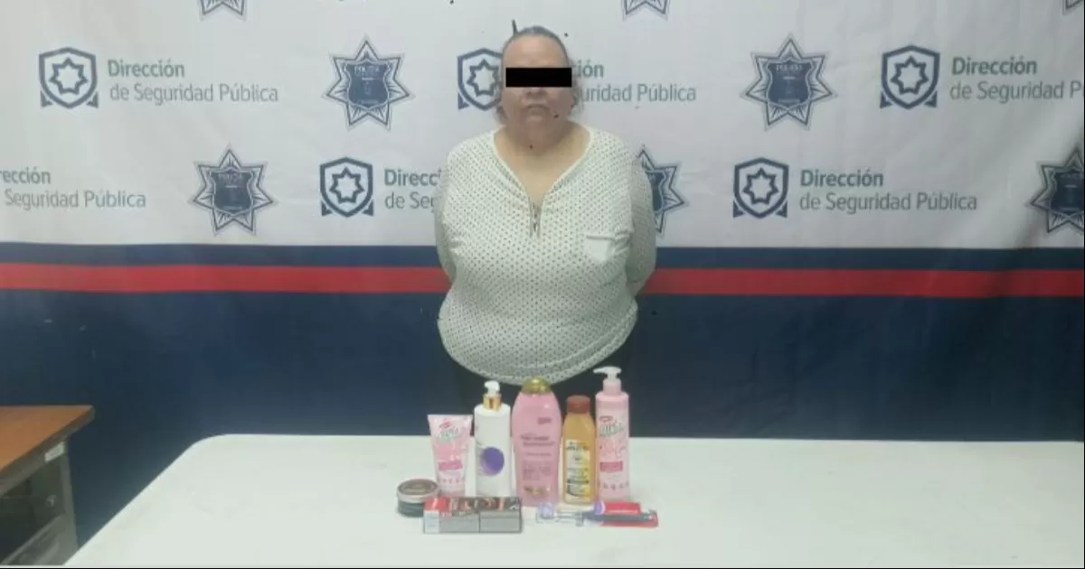 Detienen a mujer que intentó robar artículos de uso personal de tienda comercial en Torreón