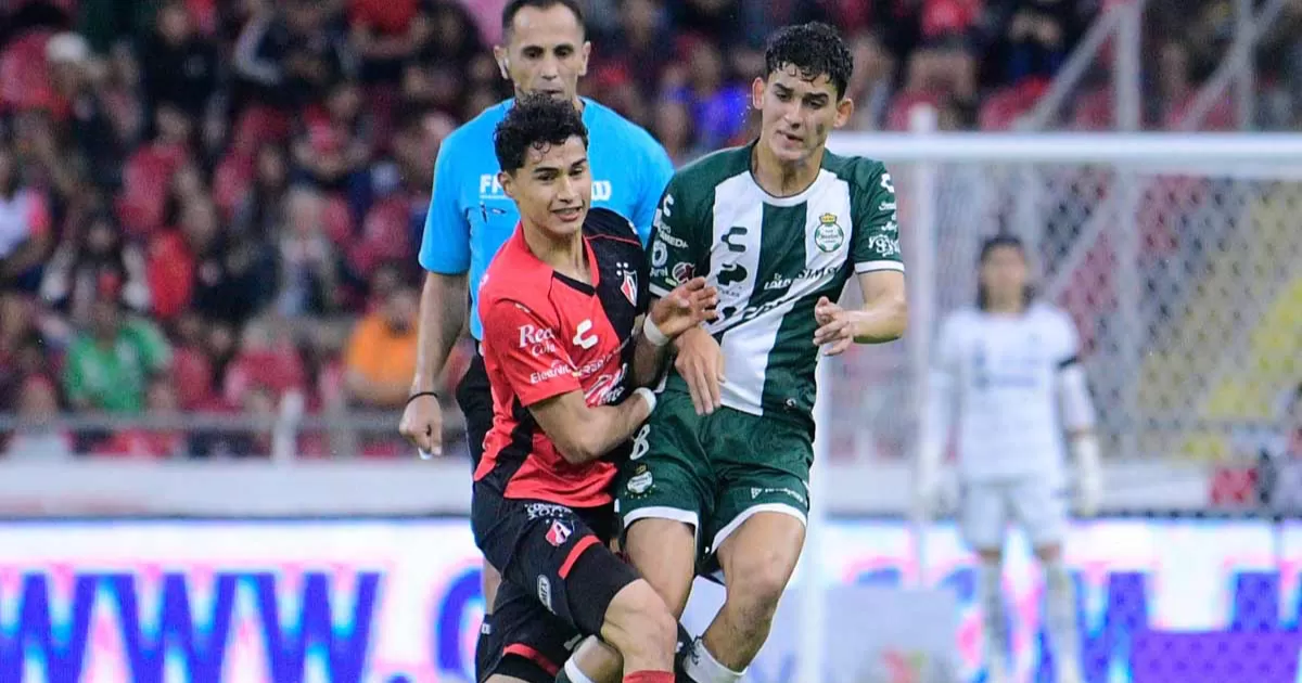 Santos va contra el “hermano incómodo” Atlas esta noche