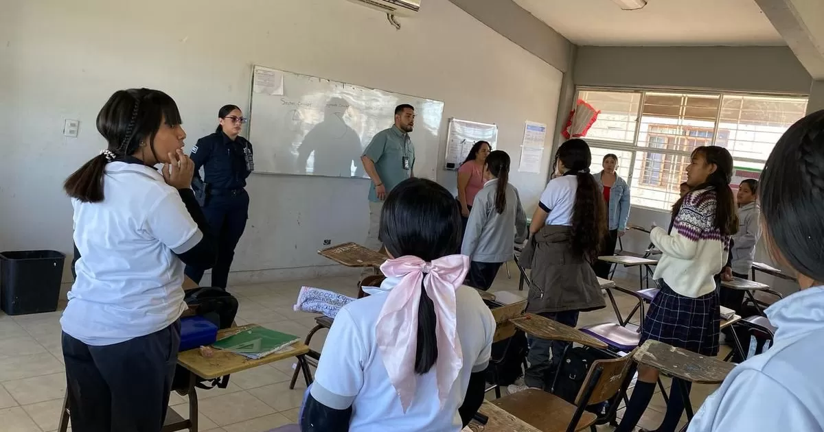 Operativo ‘Protocolo Mochila Segura’ aumenta la seguridad en las escuelas de Gómez Palacio