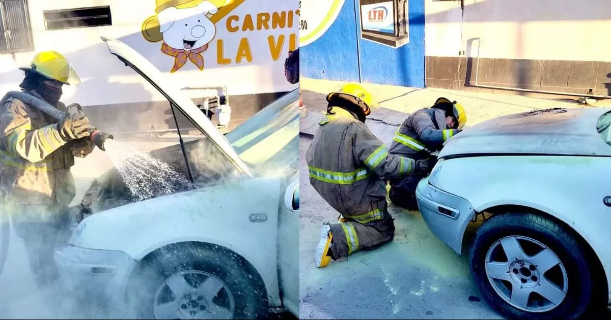 Bomberos controlan incendio de automóvil en Torreón.