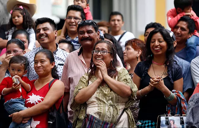 México entra al top 10 de los países más felices del mundo