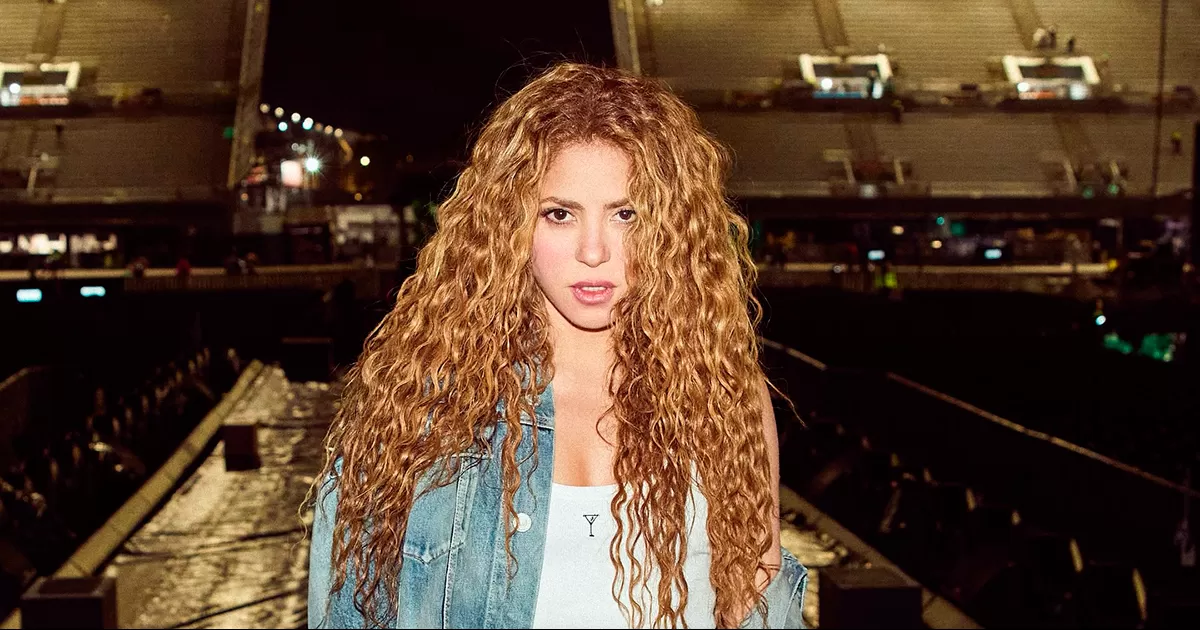 Shakira conmemora el primer aÃ±o de Las Mujeres ya no Lloran con el video de Ãšltima
