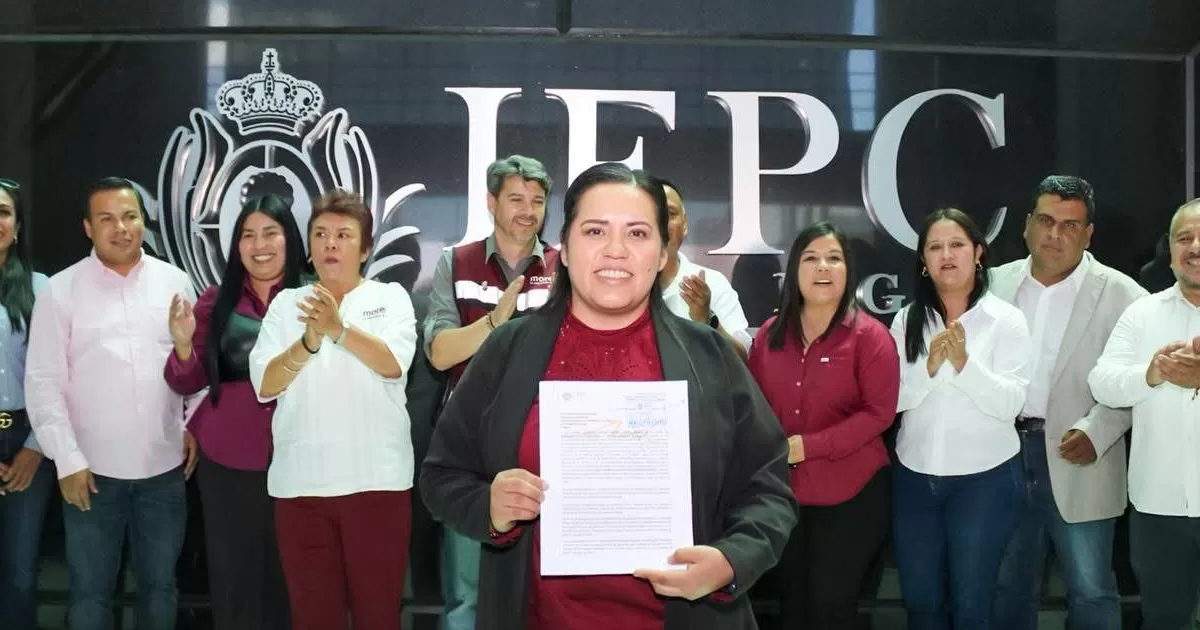 Flora Leal se registra como candidata a la Presidencia Municipal de Lerdo