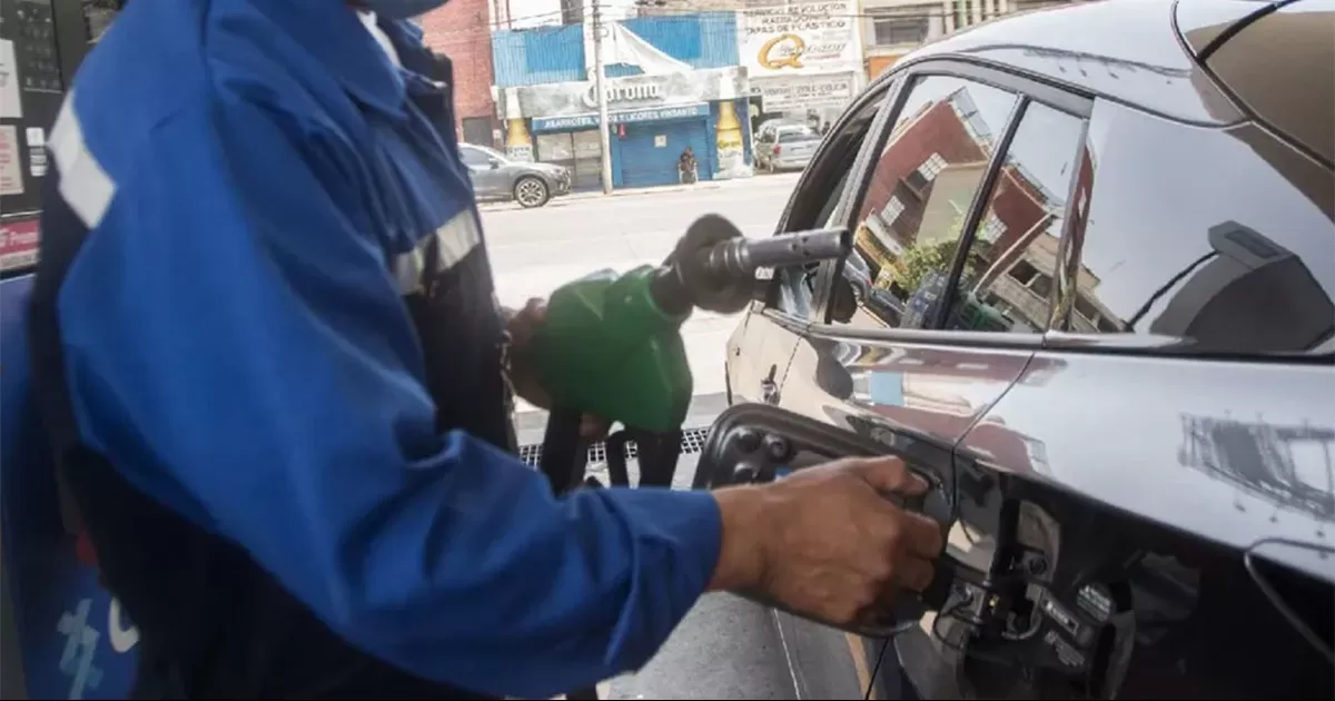 El titular de la Profeco, IvÃ¡n Escalante, asegurÃ³ que de las marcas de gasolina que sÃ­ firmaron, 88% ya estÃ¡ vendiendo la Magna en menos de 24.00 pesos por litro.