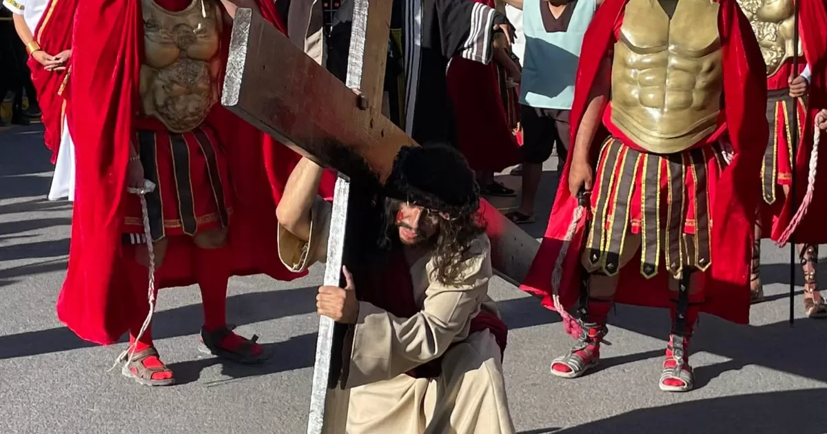 Esperan más de 45 mil personas para el tradicional  Vía Crucis