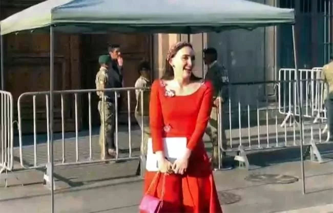 La Presidenta Sheinbaum convocÃ³ a reuniÃ³n de Gabinete tras aranceles de Trump; respuesta integral de MÃ©xico serÃ¡ anunciada este jueves.