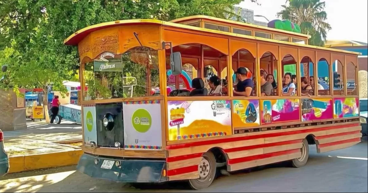 Invitan al tranvía turístico de la Laguna