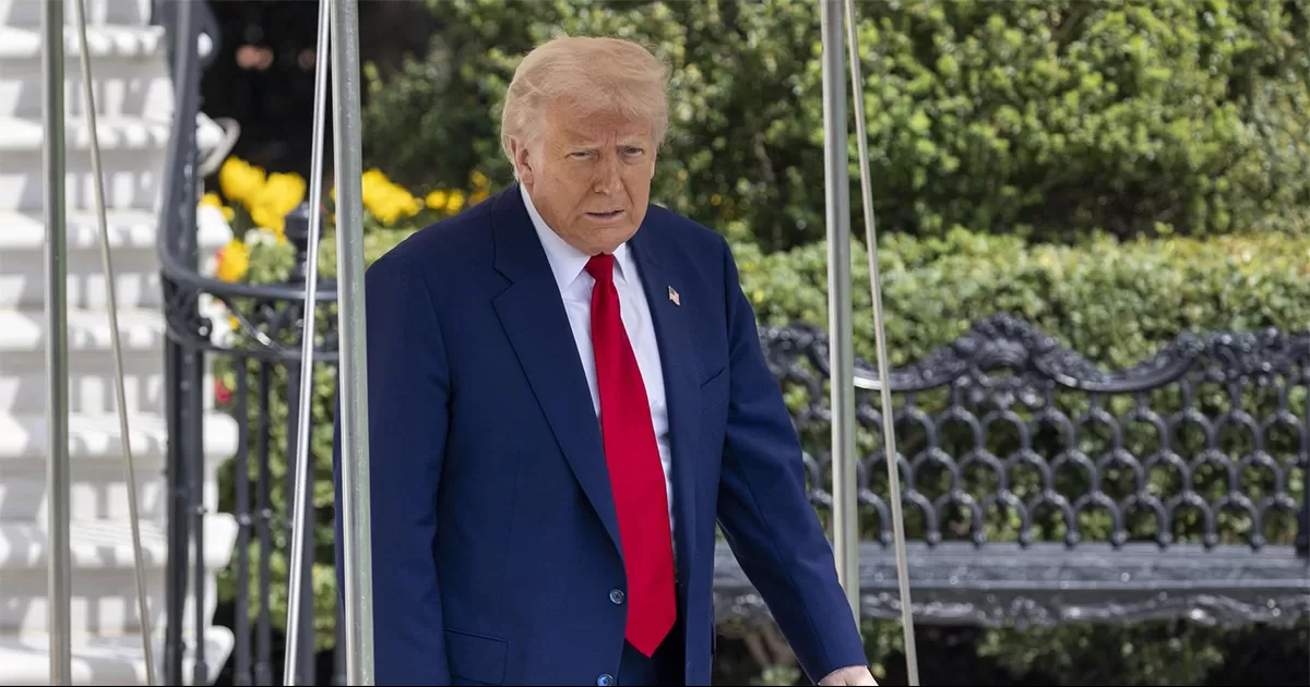 Entran en vigor arancel del 10% decretado por Trump para todas las importaciones de EU