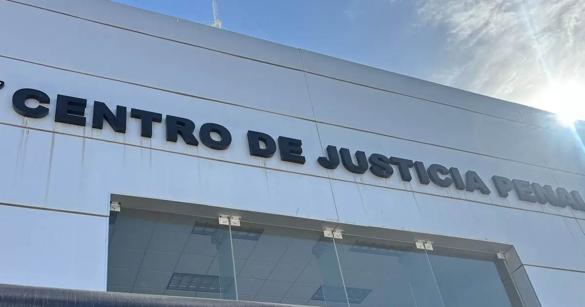 Vinculan a proceso a agente de la Policía Municipal de Torreón por el presunto delito de homicidio calificado con alevosía y ventaja en contra de Rolando Medina