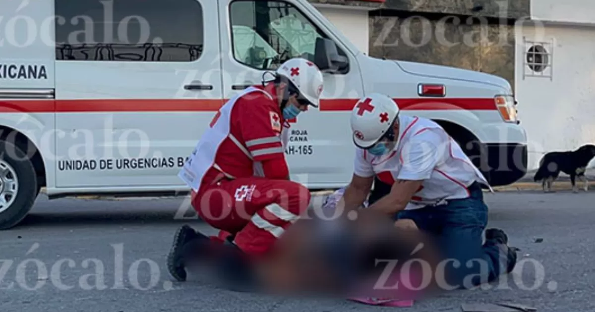 El joven resultÃ³ con mÃºltiples lesiones luego de que el conductor de una camioneta lo chocÃ³, en la colonia Fundadores de la Libertad.