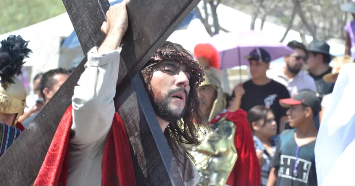 Para este año, el rector del Santuario de las Noas, el padre Victor Manuel Gómez, dedicó la representación a todas las personas desaparecidas en México, a la lucha de sus familias por justicia y verdad, así como a los oprimidos por causa de alguna acción de autoritarismo, especialmente a los migrantes.