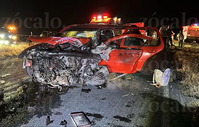 Un hombre perdiÃ³ la vida mientras que sus acompaÃ±antes, ademÃ¡s de los miembros de una familia, entre ellos, tres niÃ±os, fueron trasladados de gravedad.