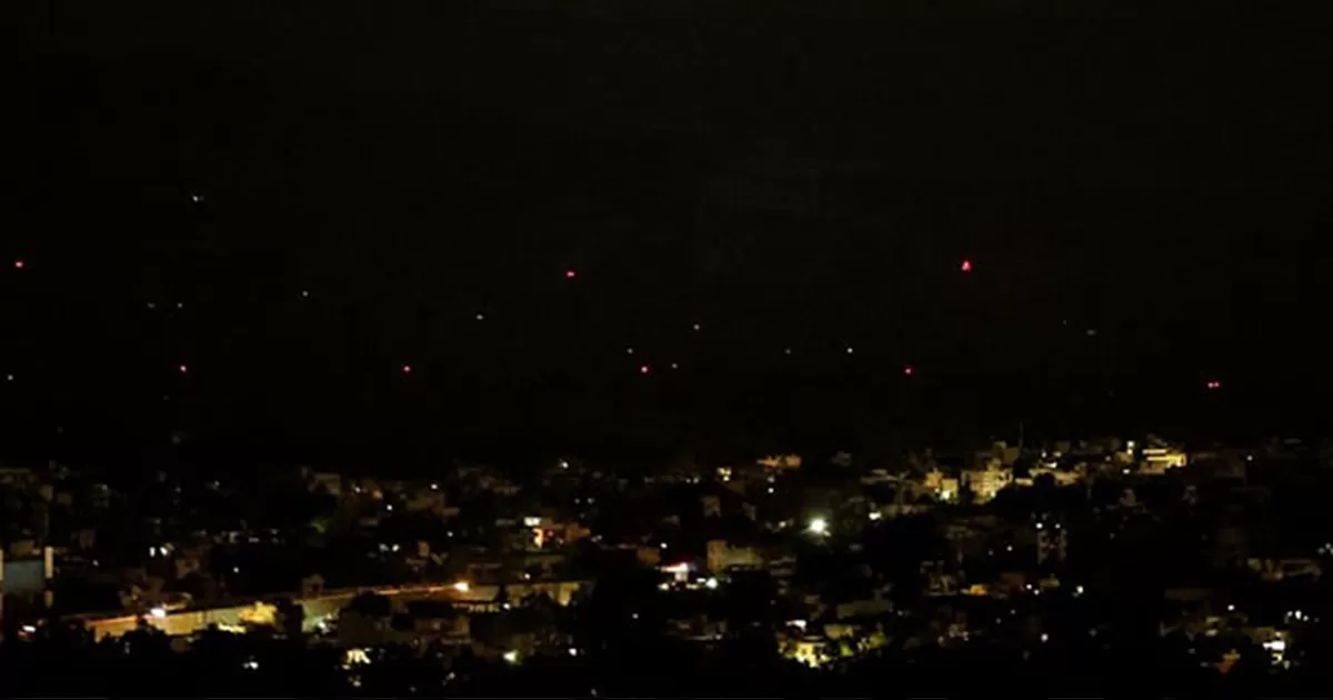 Cese al fuego entre India y Pakistán duró 3 horas; denuncian bombardeos en Cachemira