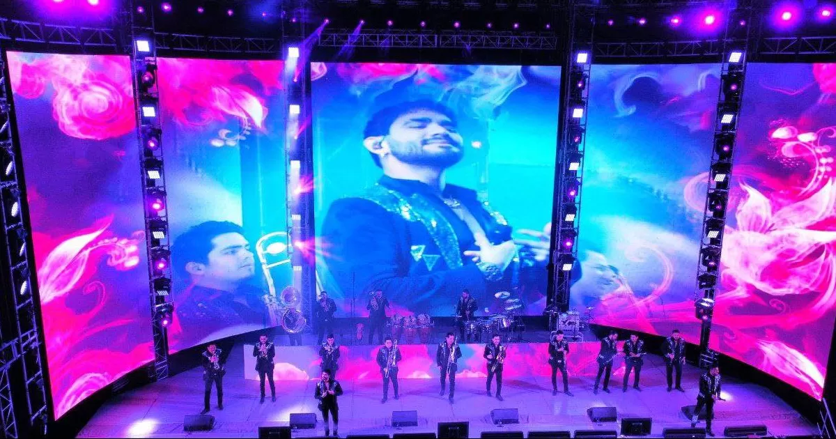 Se presenta Banda El Recodo en Matamoros.