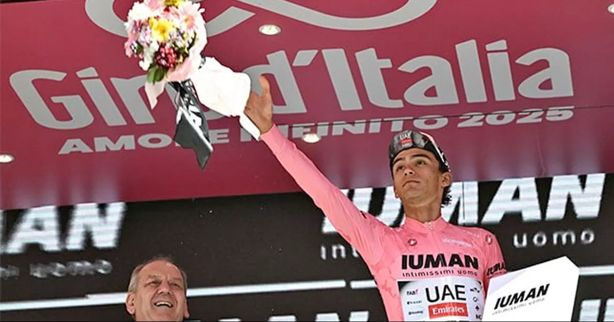 ¡Histórico! Isaac Del Toro se convierte en el primer mexicano en liderar el Giro de Italia