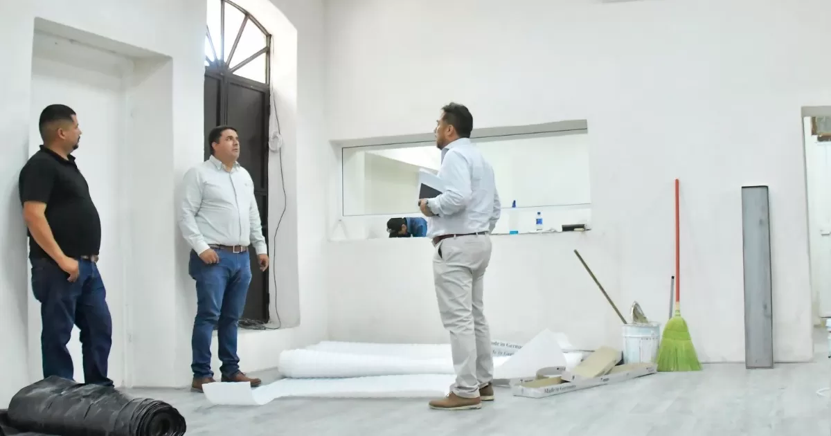 Supervisa alcalde de Lerdo rehabilitación de oficinas municipales