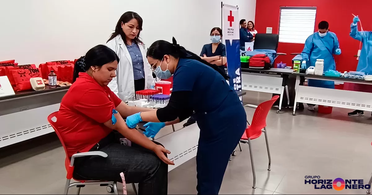 Las actividades dieron inició en las instalaciones de la empresa Milwaukee Tools, lugar en el que además se dieron cita decenas de trabajadores voluntarios, representantes de la iniciativa civil y encargados de la propia compañía, quienes respaldaron las acciones de la Cruz Roja para fortalecer su banco de sangre y la labor de la propia institución.