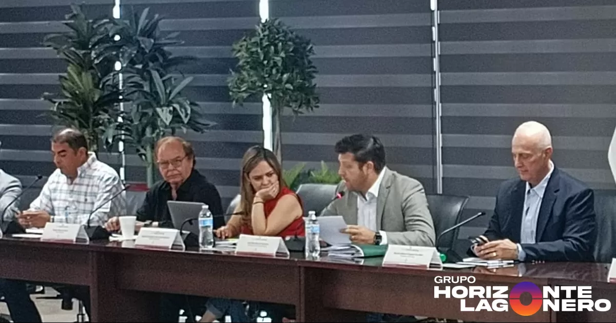 Cuestionado sobre los señalamientos en contra de esta medida, principalmente de algunos ediles de Morena, el alcalde Cepeda, afirmó que lejos de que esto sea una señal de inestabilidad o falta de solvencia financiera, habla de una “responsabilidad con la ciudadanía