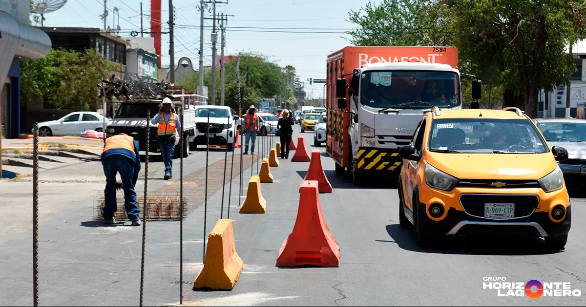 Juan Adolfo Von Bertrab Saracho, director de Obras Públicas, dio a conocer que los trabajos son realizados por una empresa contratista bajo la supervisión de la dependencia a su cargo.