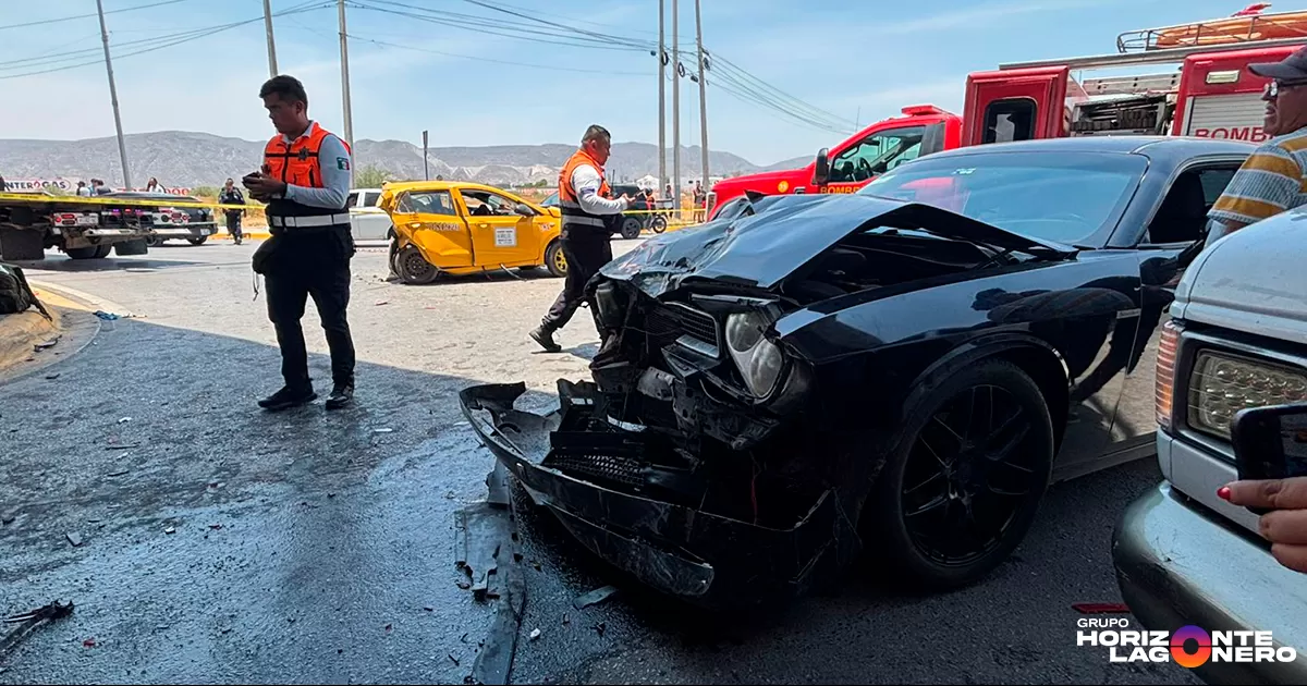 Muere taxista en accidente múltiple en Torreón, presunto responsable circulaba a exceso de velocidad