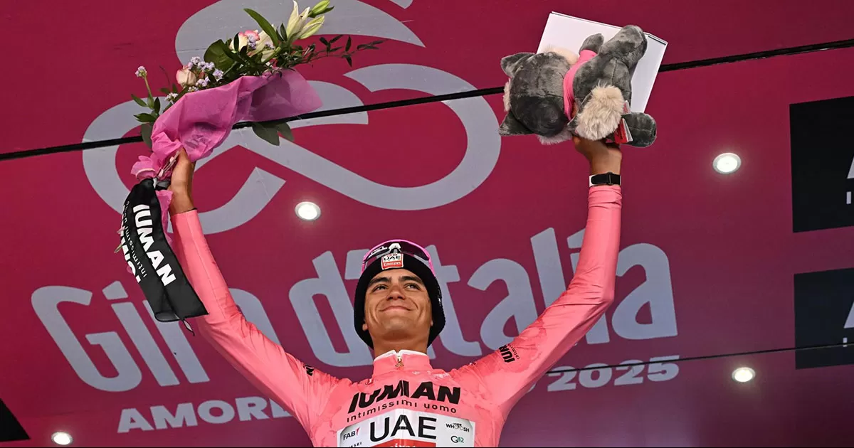 El mexicano tiene una ventaja de 43 segundos sobre Carapaz, ecuatoriano que compite con Ã©l por la maglia rosa.