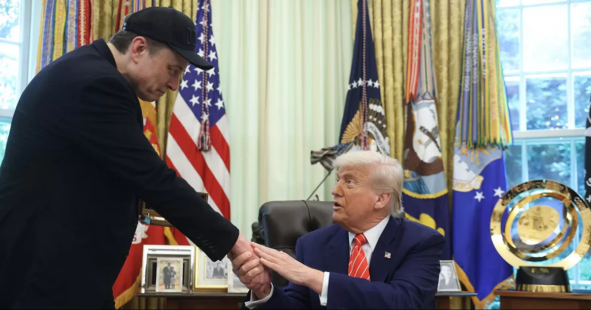Trump regalÃ³ a Musk una llave para agradecerle su labor