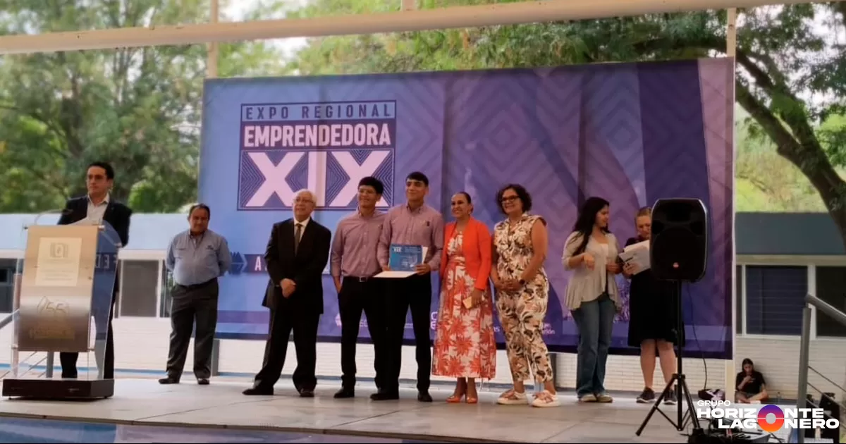 Alumnos de la DIES8 se preparan para la etapa nacional de la Expo Emprendedora de la ANFECA