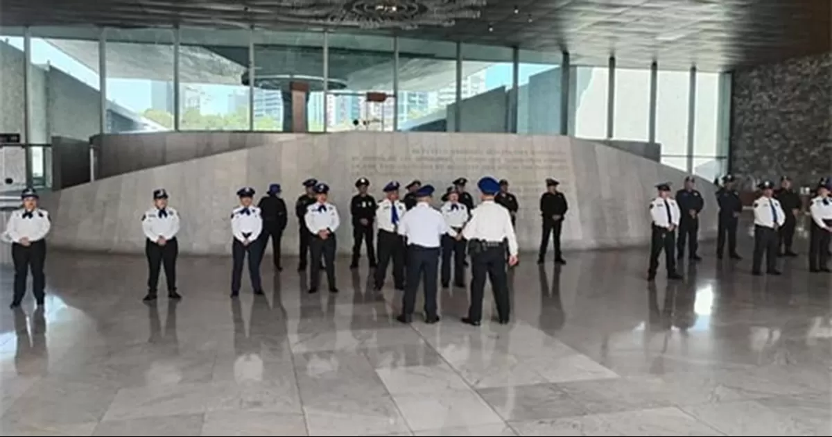 Reabren Museo Nacional de Antropología, resguardado por Policía Auxiliar