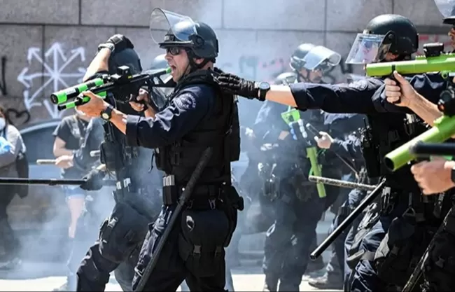 Karen Bass ordena restricciÃ³n nocturna en el centro angelino; ya van 378 detenidos en cuatro dÃ­as de protestas por operativos contra migrantes.