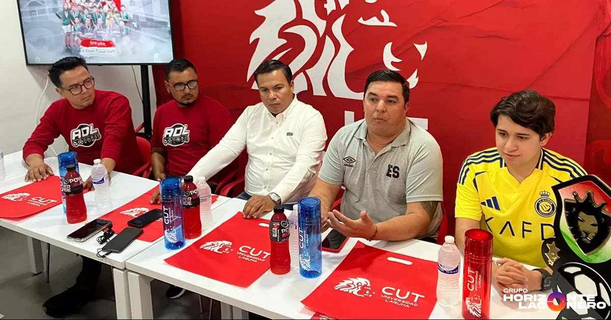 Presentan capacitación de FUTSAL a técnicos de La Laguna