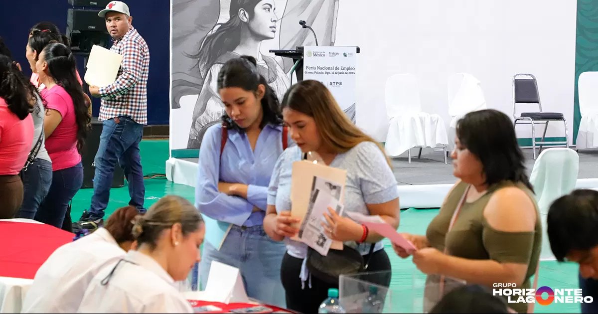 Destacó, que estas acciones busca vincular el sector empresarial para brindar una oportunidad de trabajo a los duranguenses de la Región Laguna que así lo requieran.