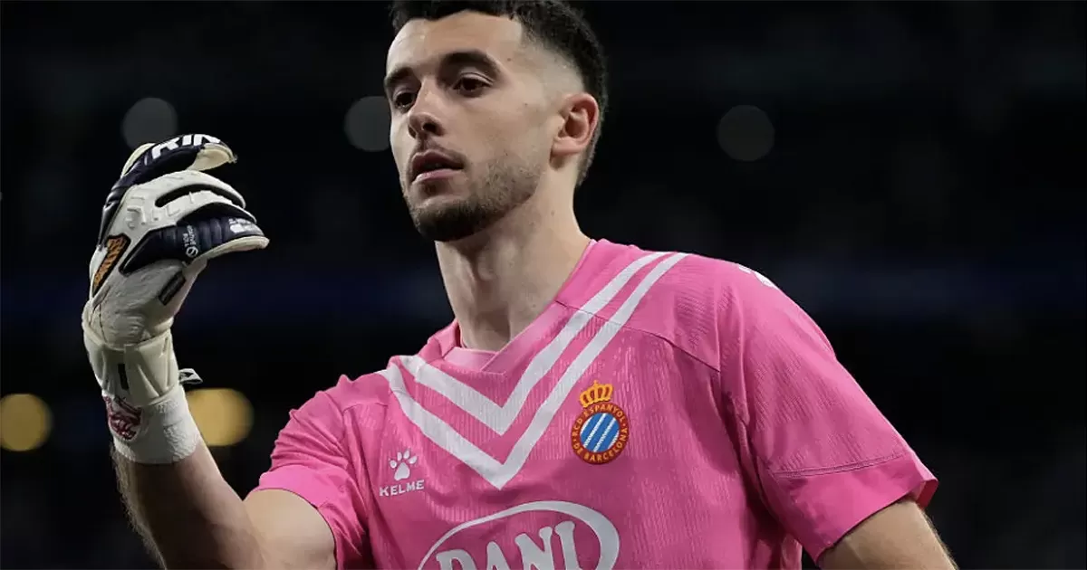 El Barcelona ha anunciado hoy el fichaje del meta Joan GarcÃ­a (Espanyol) hasta el 30 de junio de 2031
